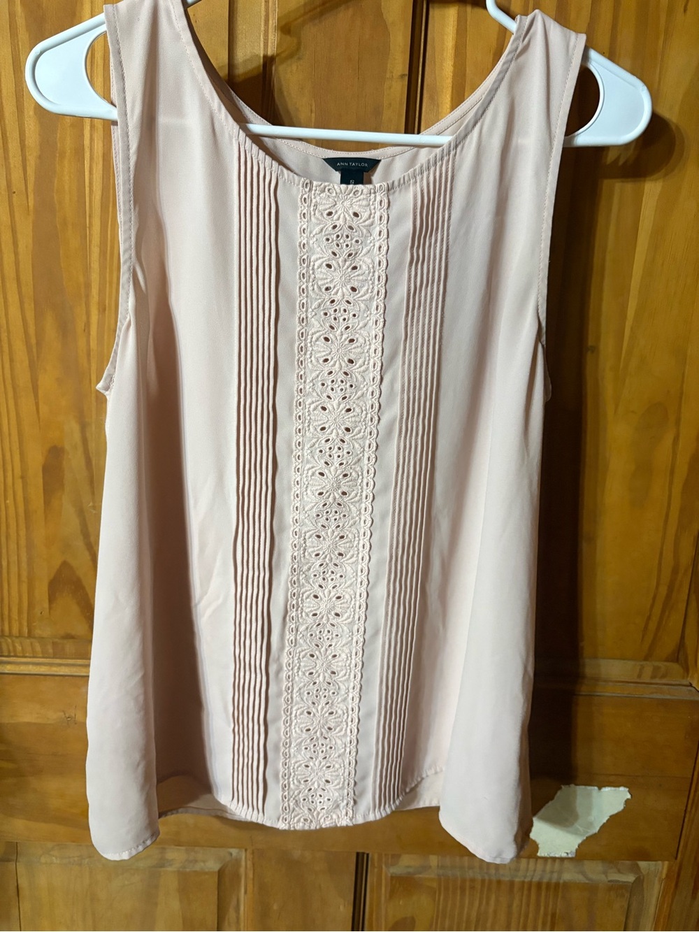 Ann Taylor Blush Pink Sleeveless Lace-Trim Tank